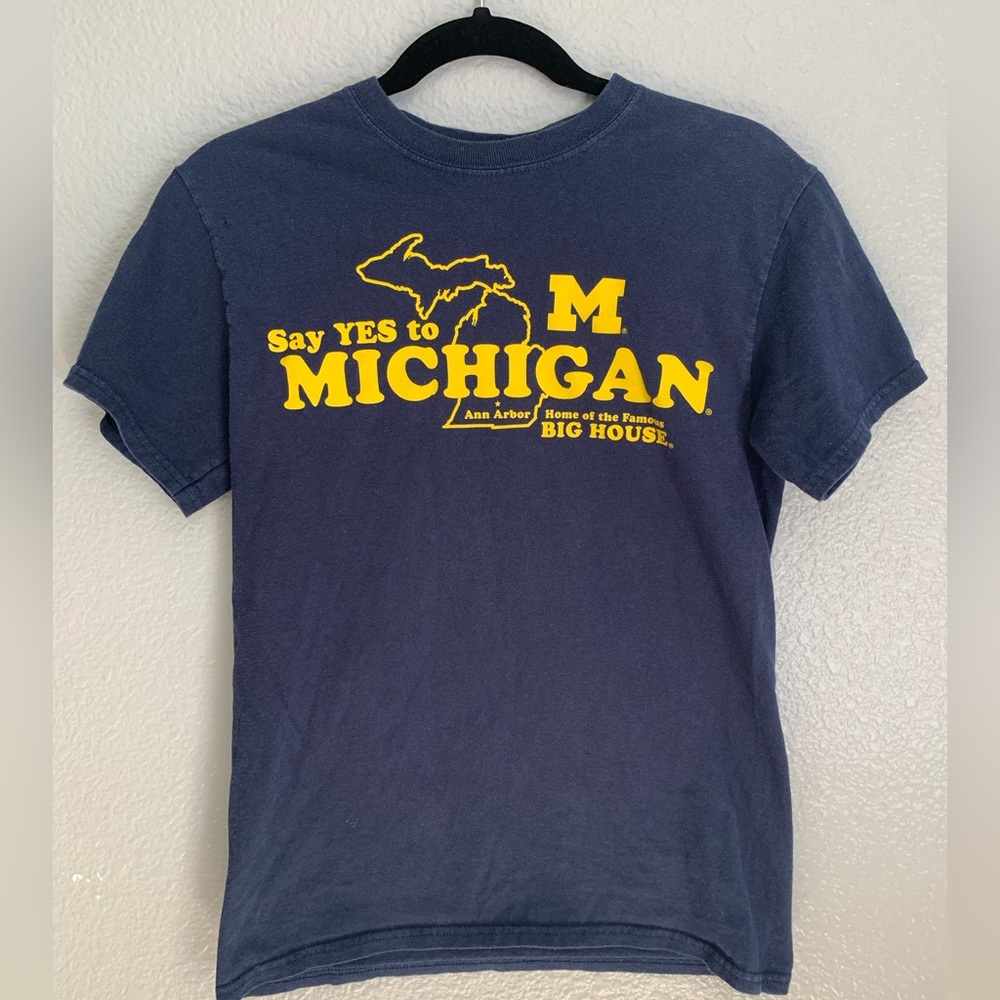 Men’s Vintage Michigan Tee